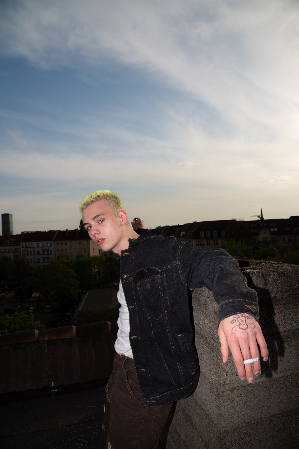 Rooftop Lean